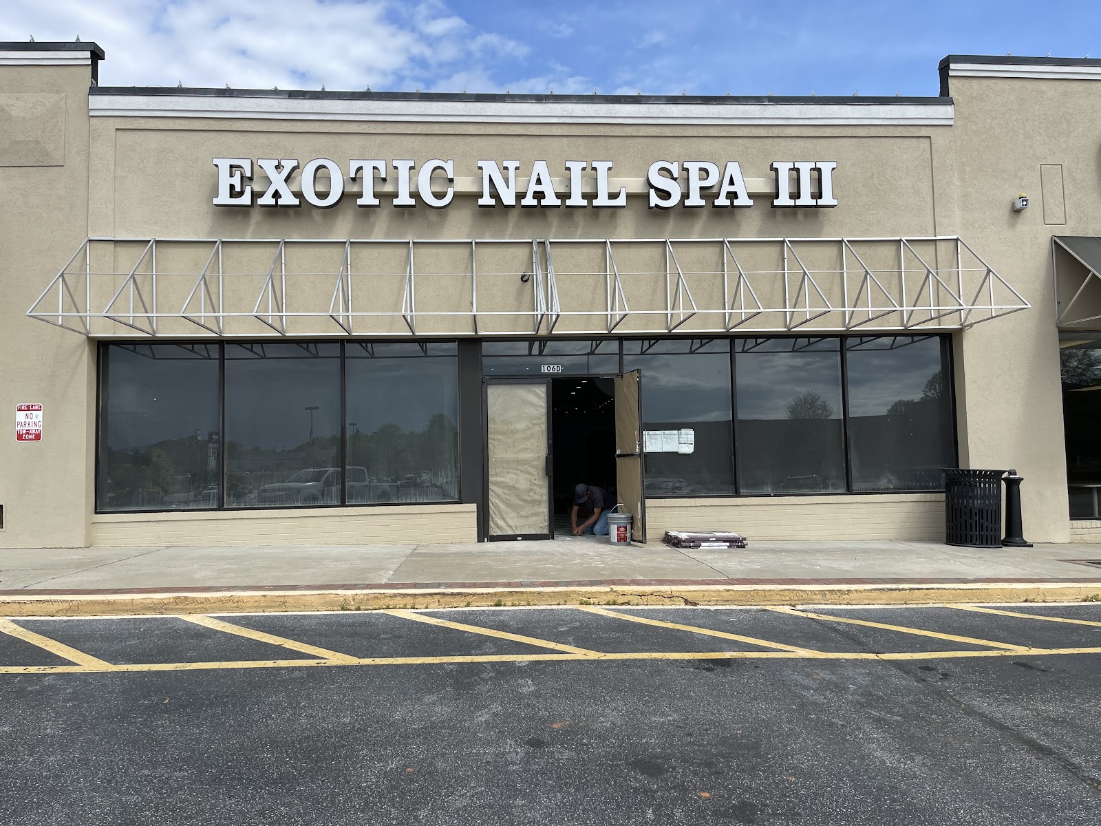 Exotic Nails & Spa III nail photo 3